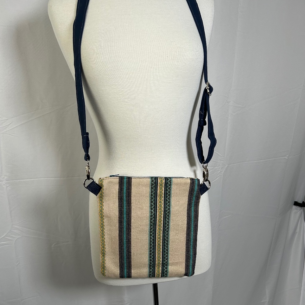 HAND-CRAFTED ZIPPERED CROSSBODY BAG